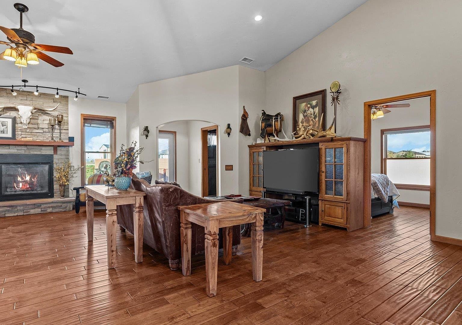 1633 Campfire Ct Loma, CO 81524 | Single Family