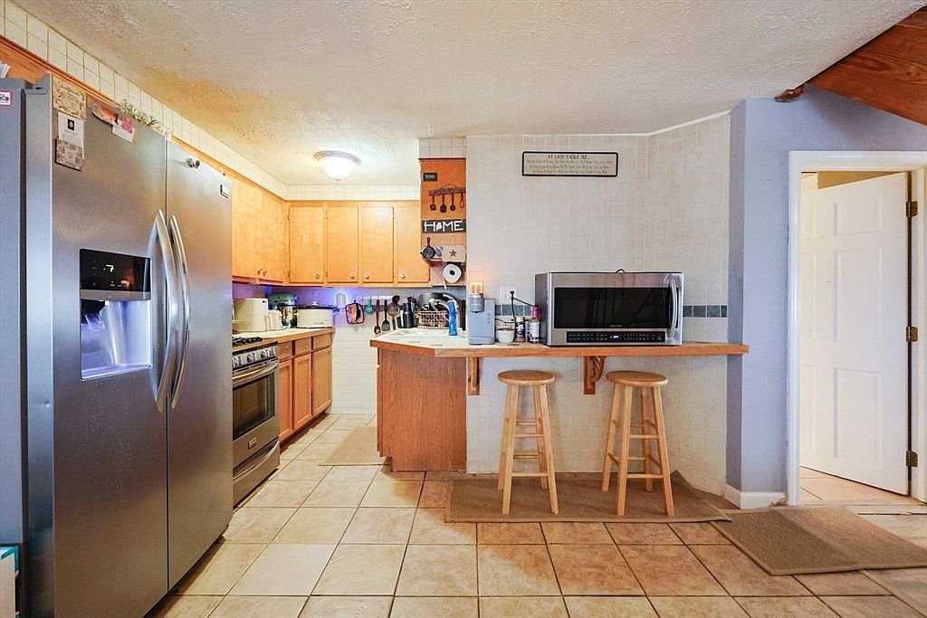 273 Tremont St Fall River, MA 02720  | Single Family