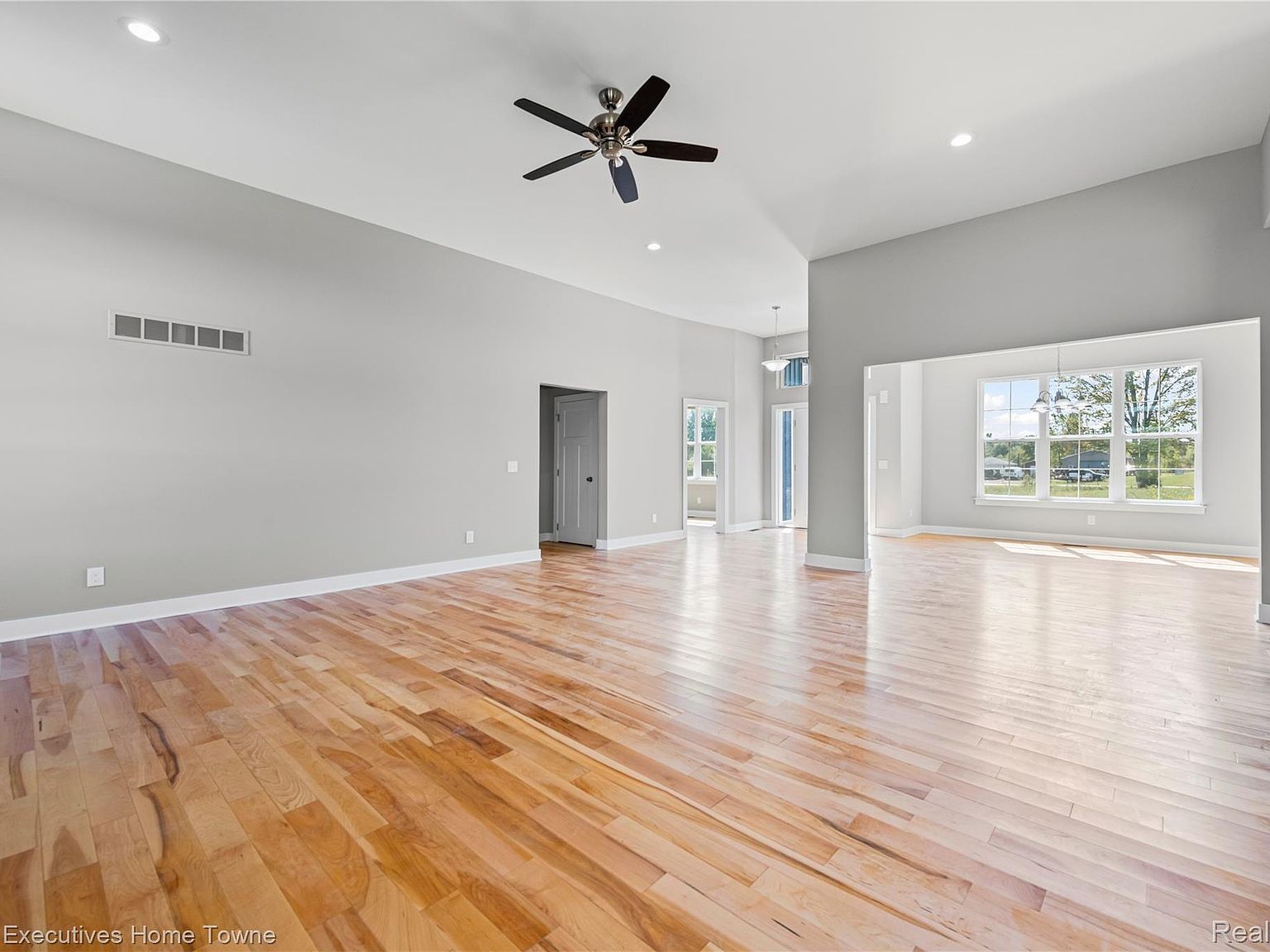 7082 Springborn Rd China, MI 48054  | Single Family