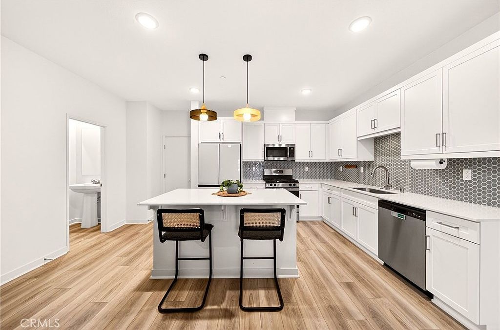 35165 Rangpur Ln Fallbrook, CA 92028  | Condominium