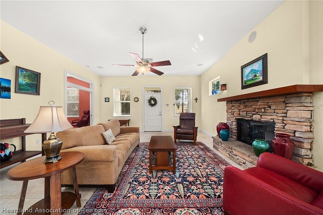 116 S Huntley Dr Lake Placid, FL 33852  | Single Family