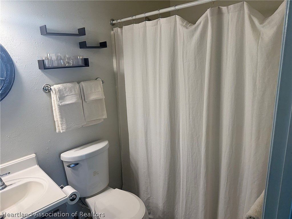 109 Edgewater Dr S Lake Placid, FL 33852 | Single Family