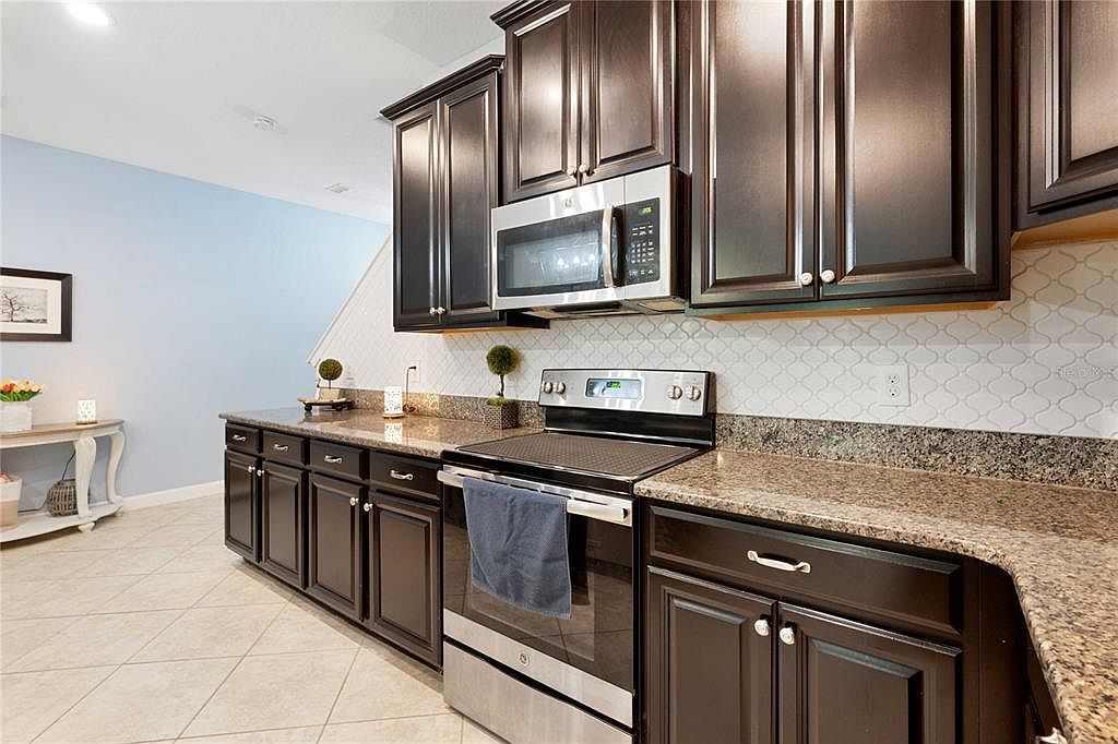 17365 Old Tobacco Rd Lutz, FL 33558  | New build