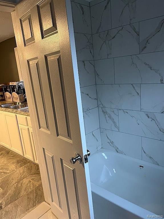 11472 Cadillac Ave Warren, MI 48089  | Single Family