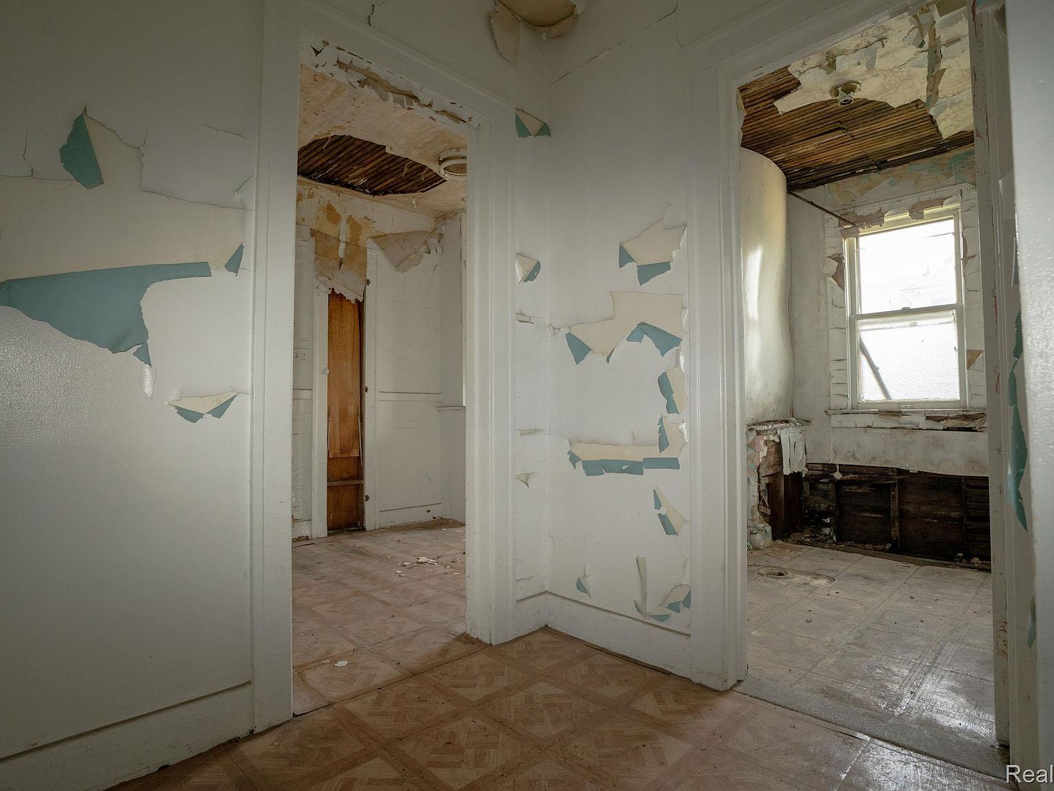 2302 W Grand St Detroit, MI 48238  | Multi Family