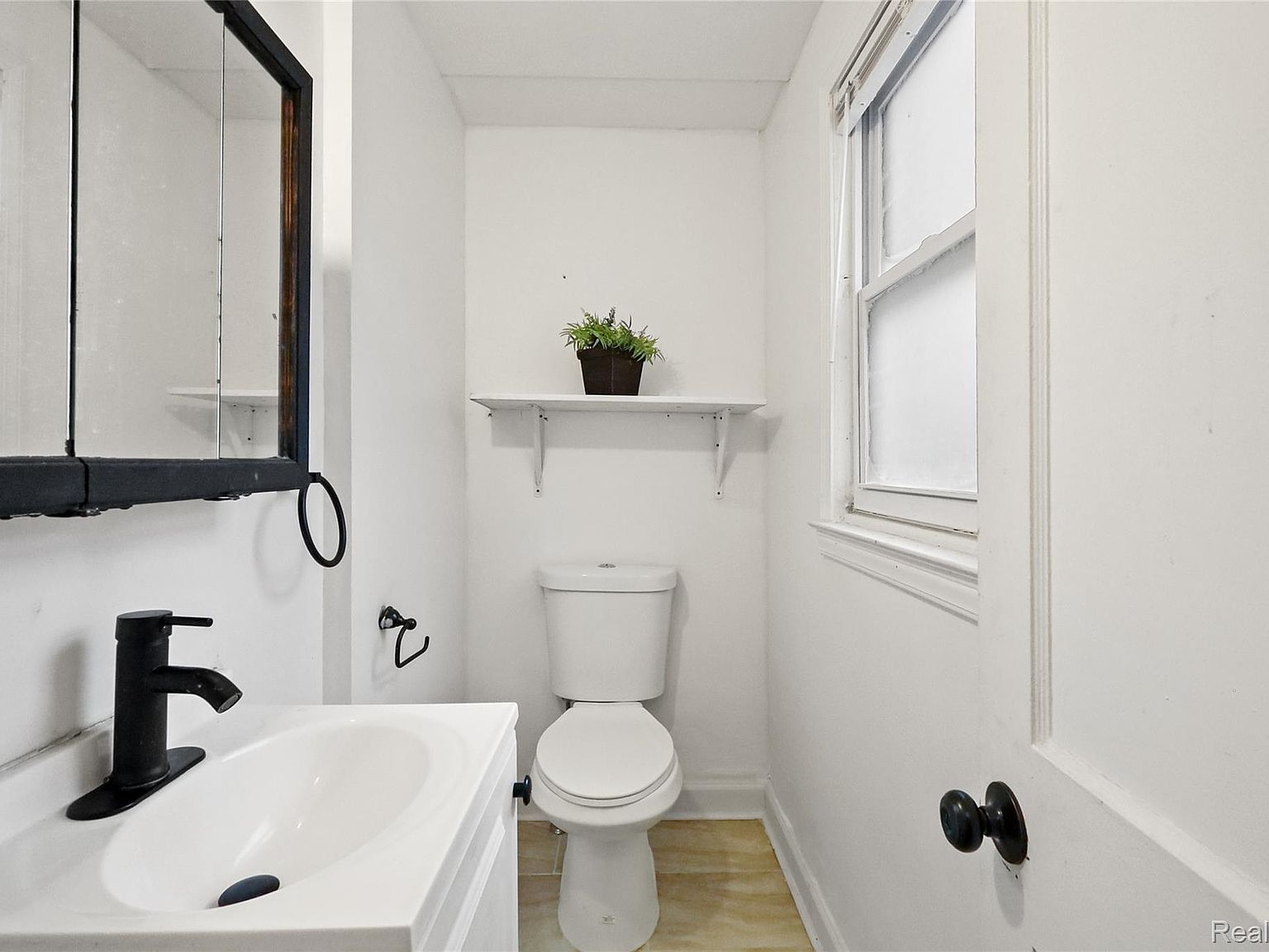 11557 Rossiter St Detroit, MI 48224 | Single Family