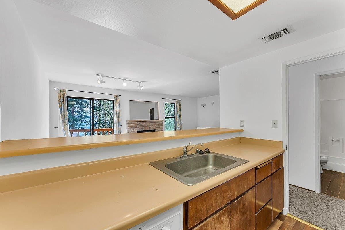 8798 Brockway Vista Ave Kings Beach, CA 96143  | Multi Family