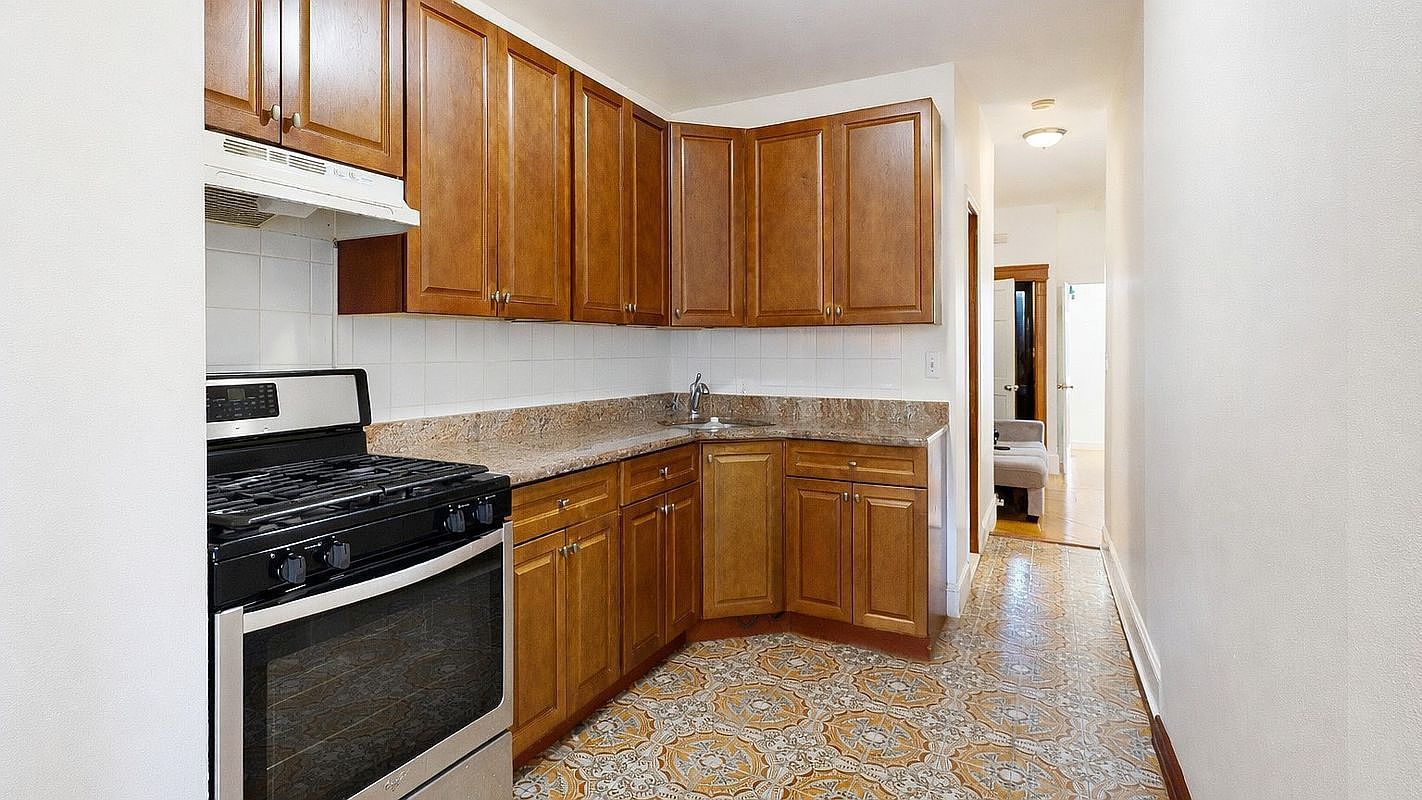 972 52nd St Brooklyn, NY 11219  | Multi Family