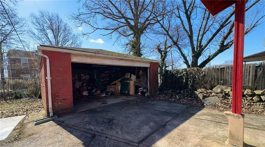 242 Vanderbilt Ave Staten Island, NY 10304  | Single Family