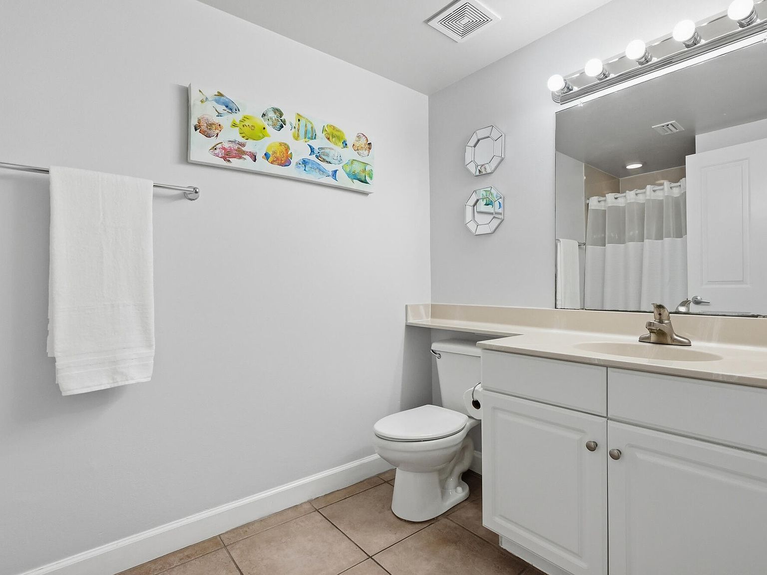 9900 Thomas Dr Unit 2226 Panama City Beach, FL 32408  | Condominium