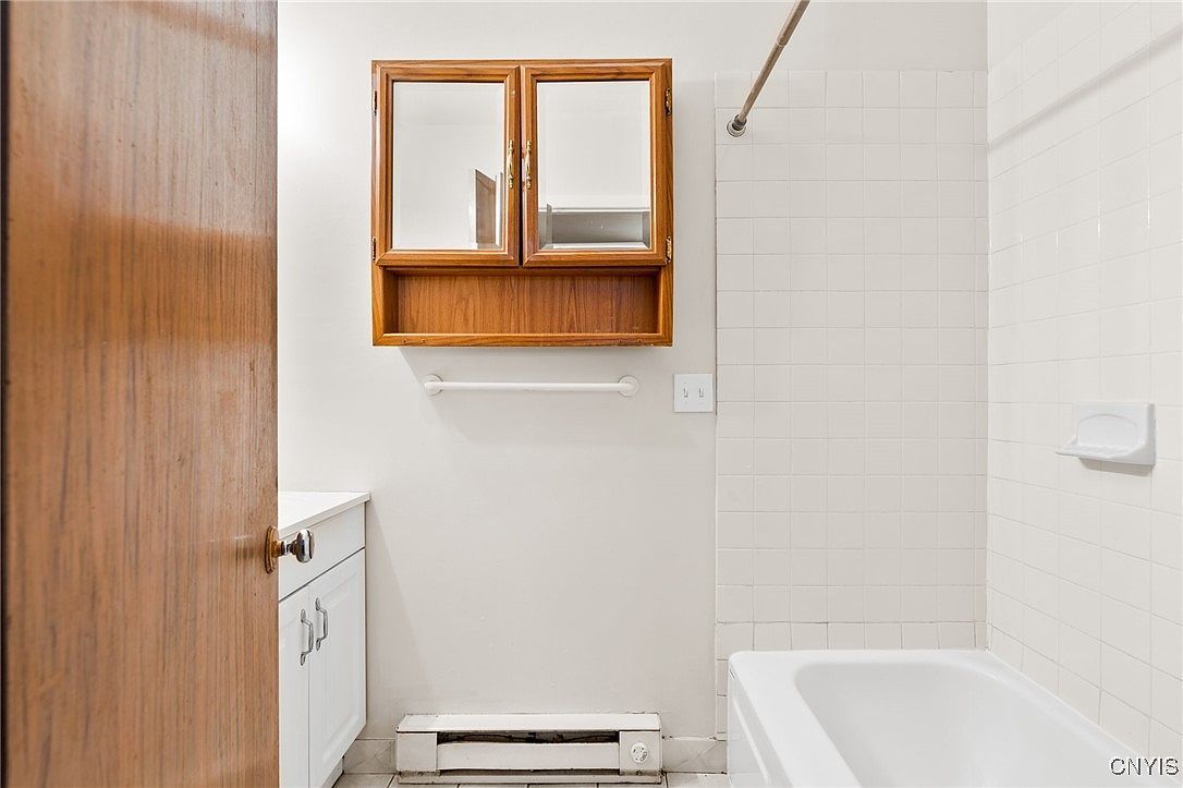 6749 Ramsgate Rd Chittenango, NY 13037  | Multi Family