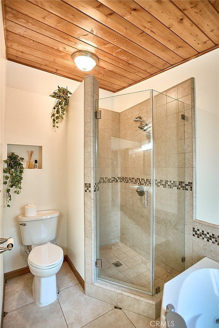 6204 Spruce Ave Angelus Oaks, CA 92305 | Single Family