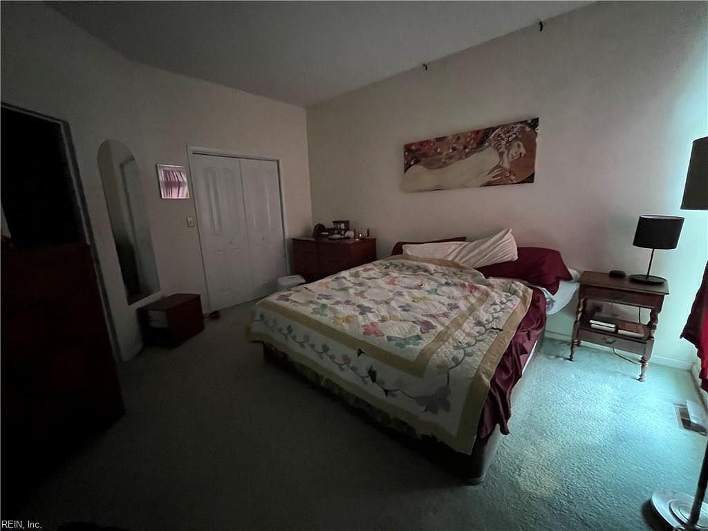 469 E Lake Cir Chesapeake, VA 23322  | Condominium