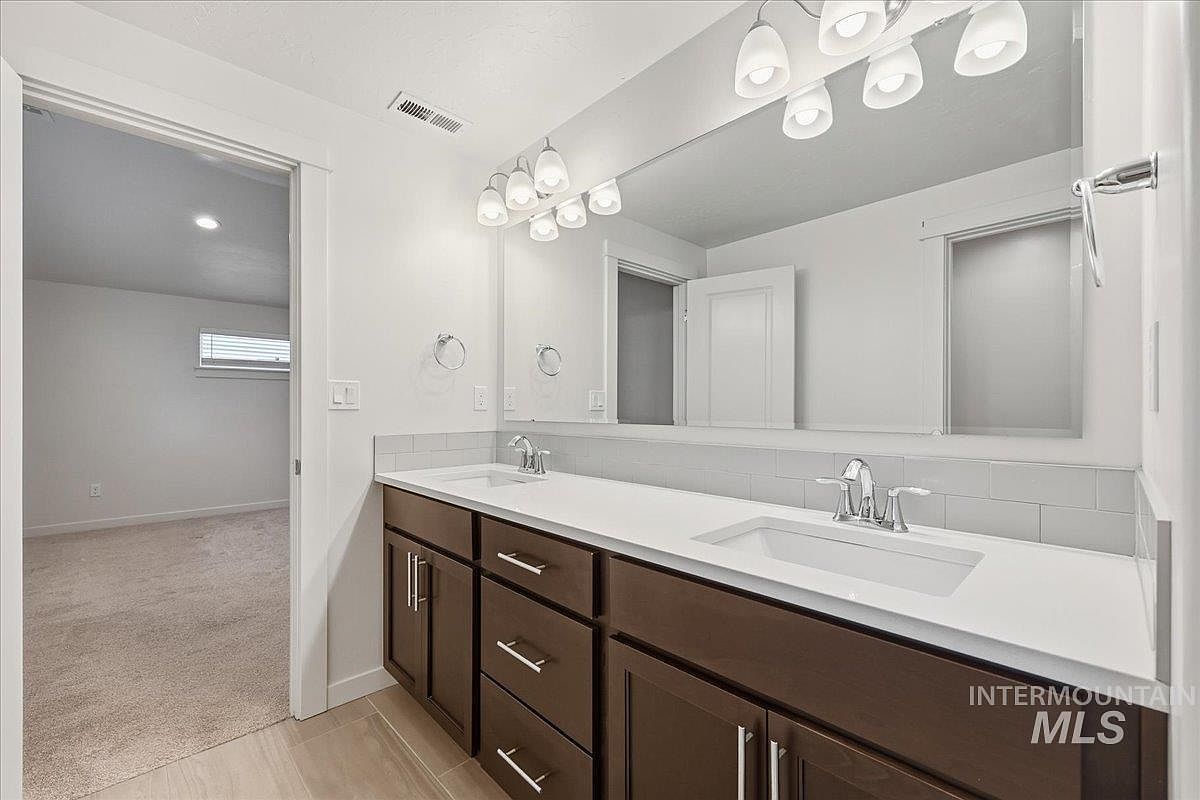 1297 W Santiago St Meridian, ID 83646 | Single Family