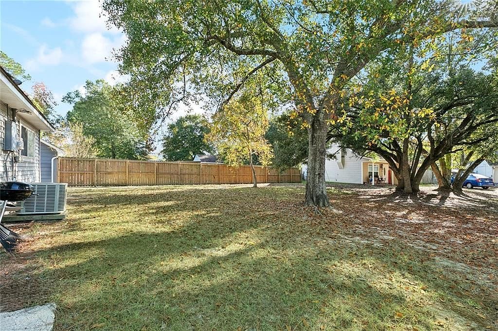 345 Mapleleaf Dr Slidell, LA 70458  | Single Family