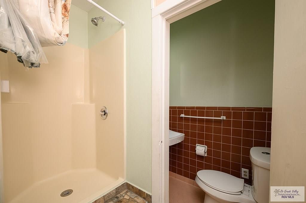 439 E Van Eaton Ave Raymondville, TX 78580 | Single Family