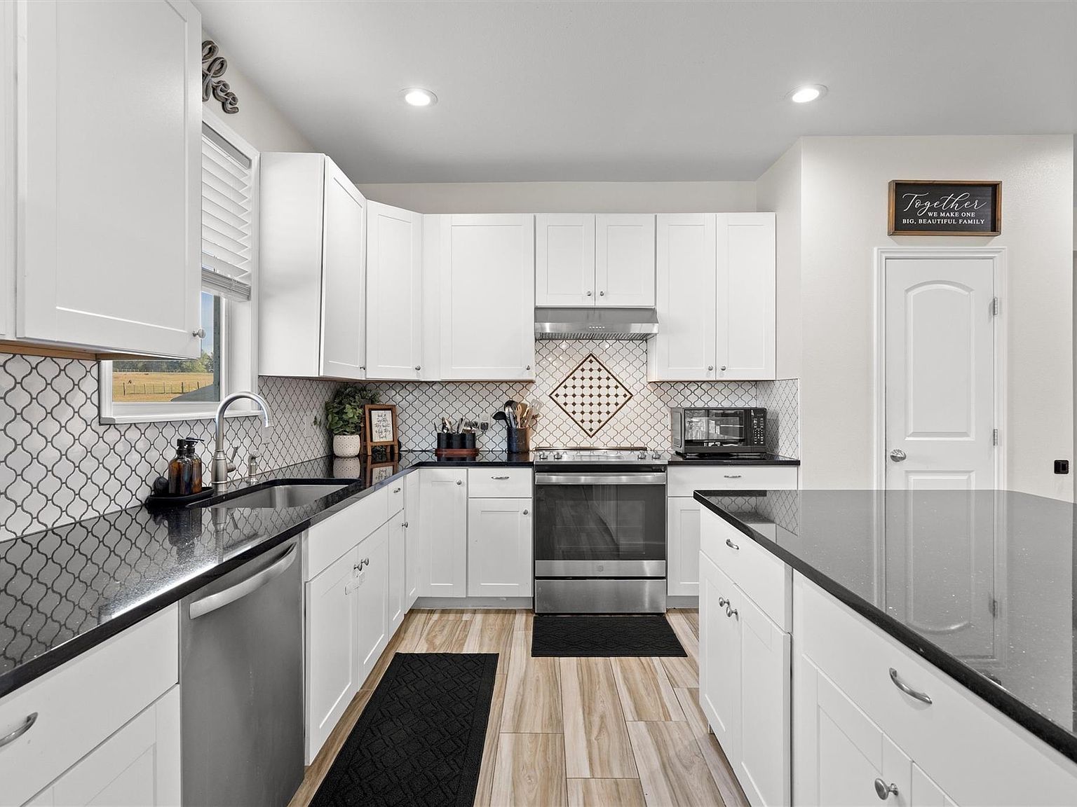 1880 E Highway 21 Paige, TX 78659  | Single Family