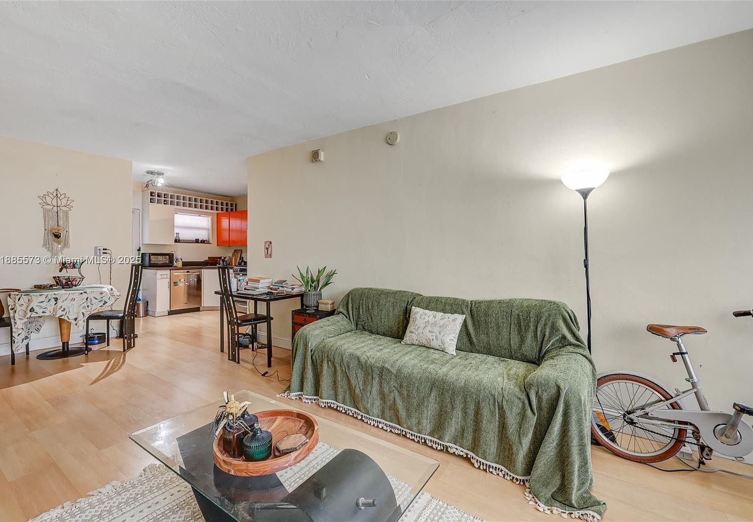 1300 Lincoln Rd #B402 Miami Beach, FL 33139  | Condominium