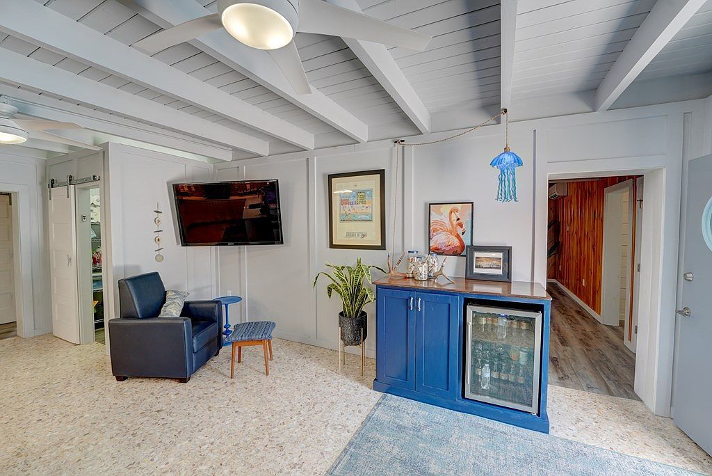 320 Timothy St Rockport, TX 78382  | Single Family