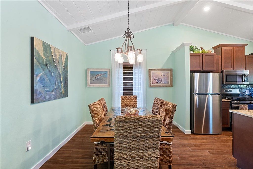 53 Old Cottage Beach Dr Rockport, TX 78382  | Single Family