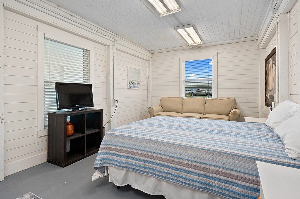 117 Quail Dr Rockport, TX 78382 | Single Family