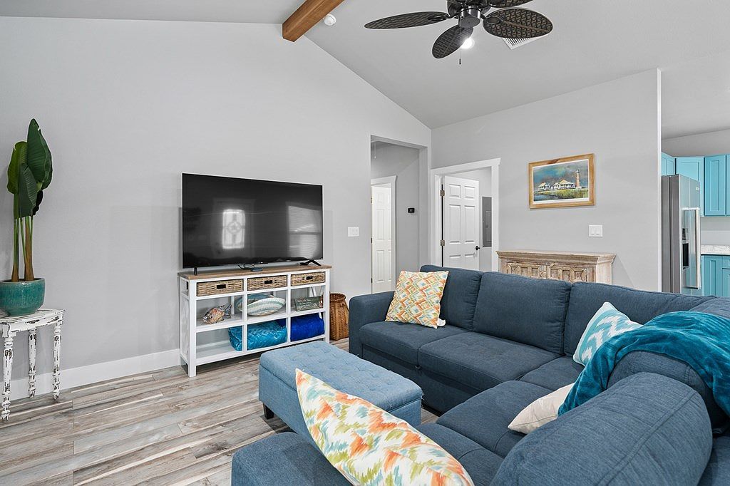 2409 Patton St Rockport, TX 78382 | Single Family