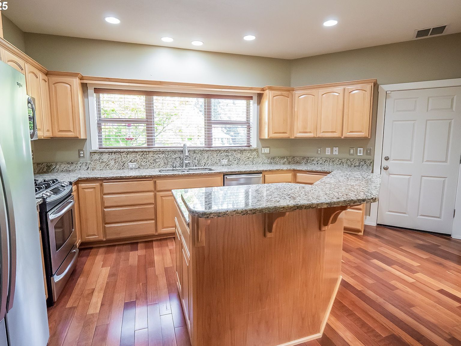 278 Rockridge Ct Eugene, OR 97405  | Single Family