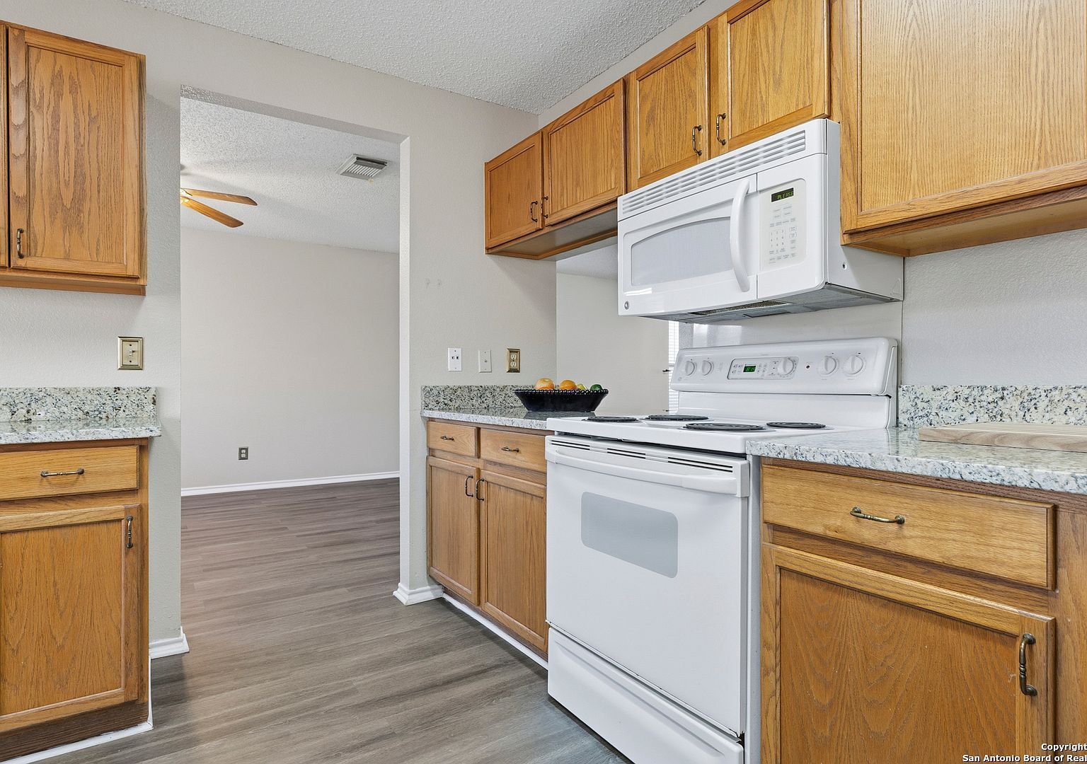 1048 Sycamore Schertz, TX 78154  | Single Family