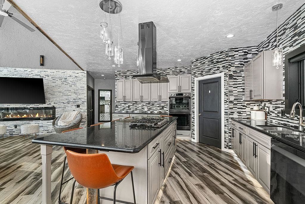 1430 Stoney Point Dr Duluth, MN 55804 | Single Family