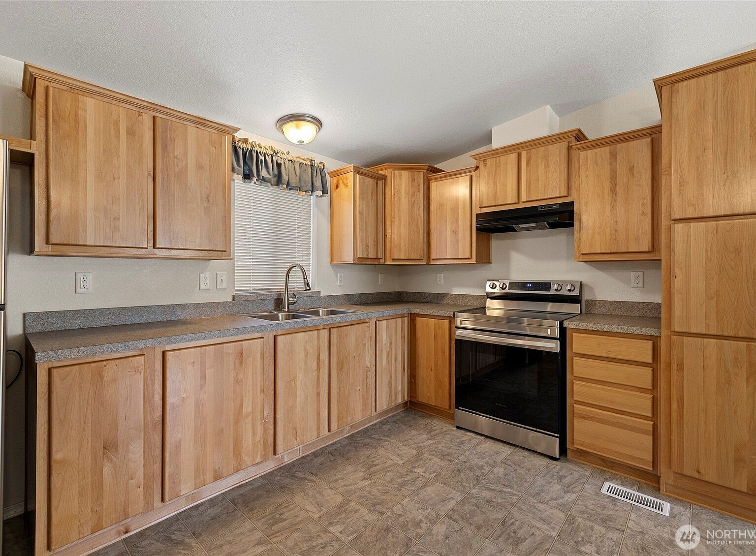 225 NE Ernst St #73 Oak Harbor, WA 98277 | New build