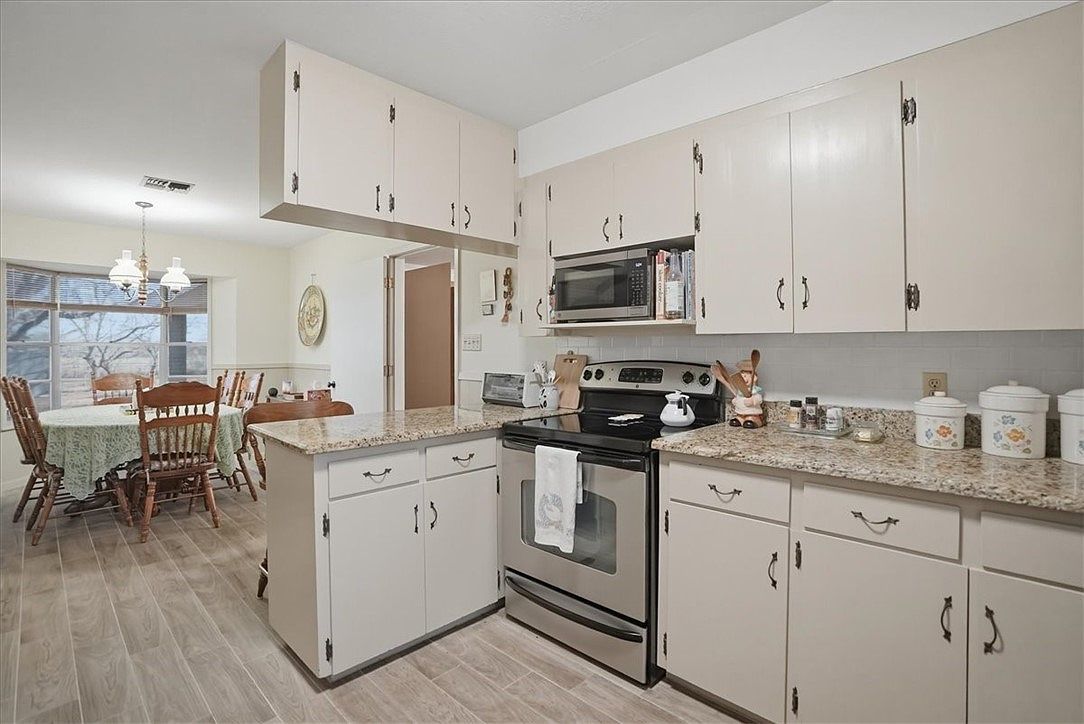 1309 Burleson St George West, TX 78022  | Single Family