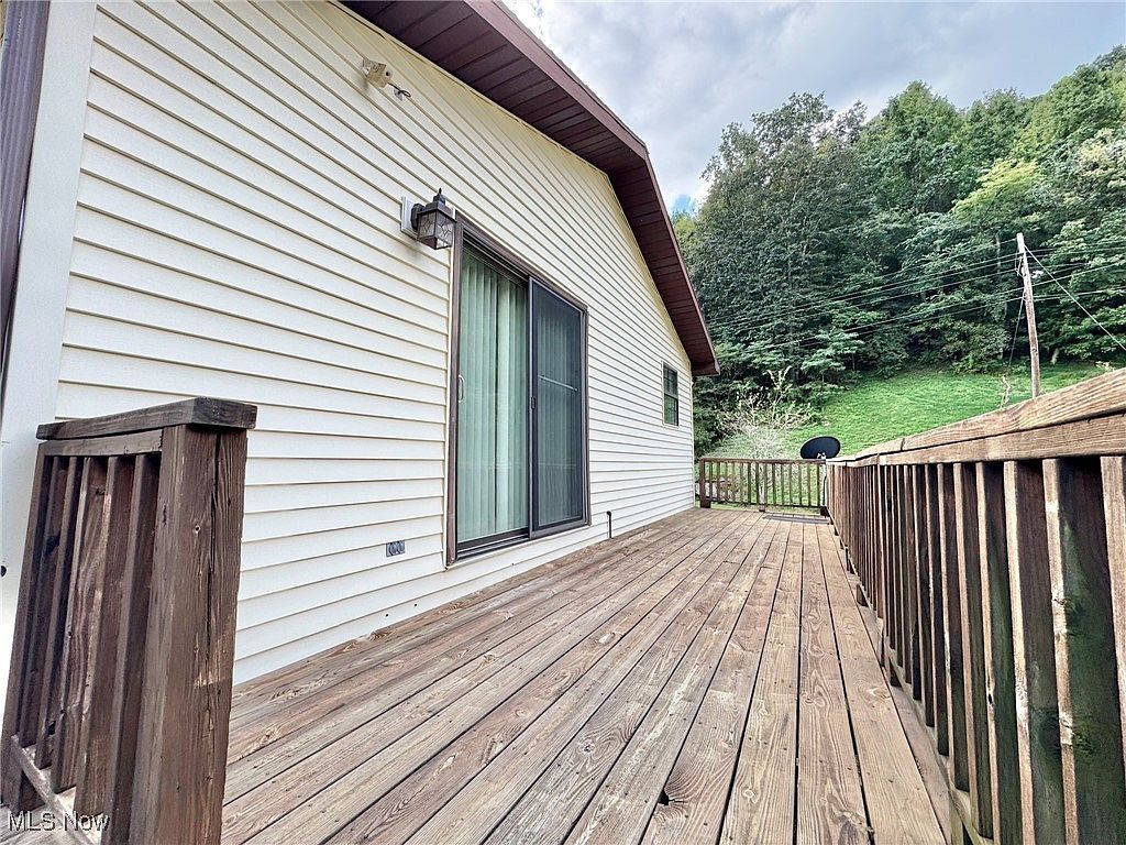 12463 S Calhoun Hwy Arnoldsburg, WV 25234 | Single Family