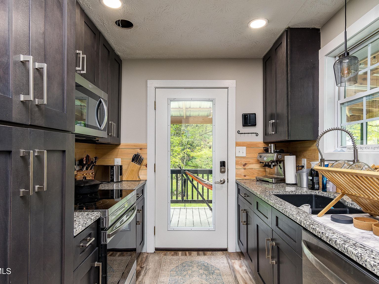 388 Crestwood Dr Mountain City, TN 37683 | Single Family