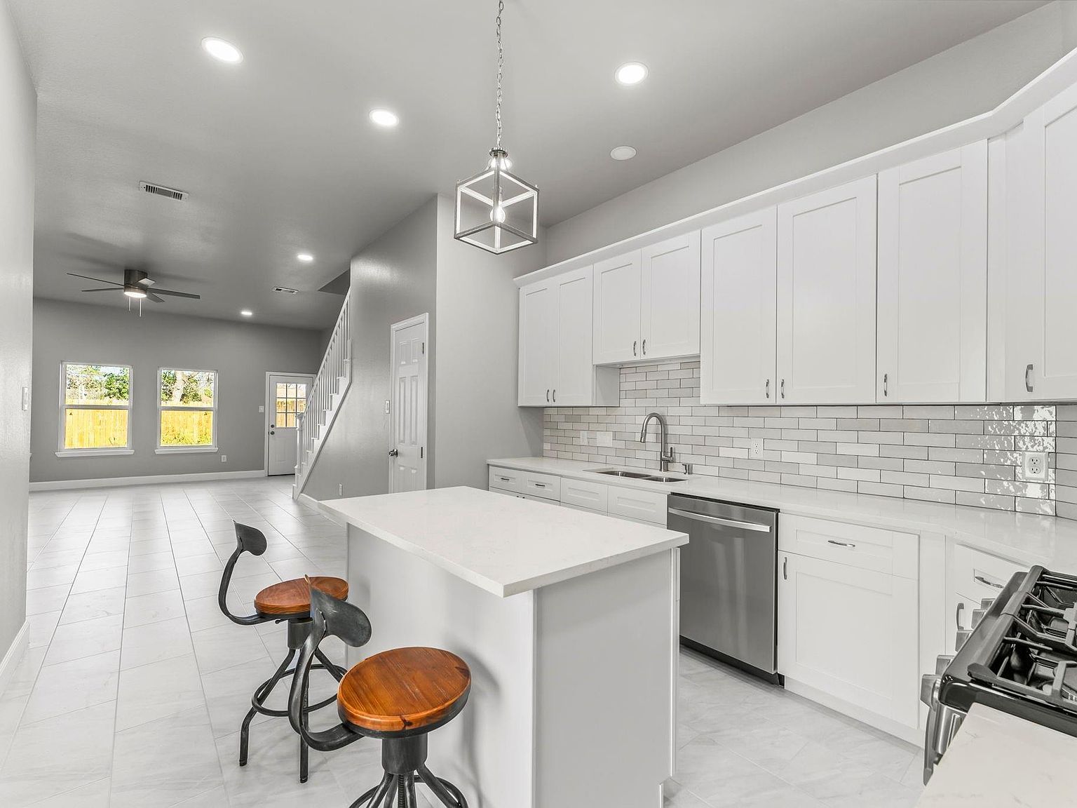 8151 Crestview Dr Houston, TX 77028  | Single Family