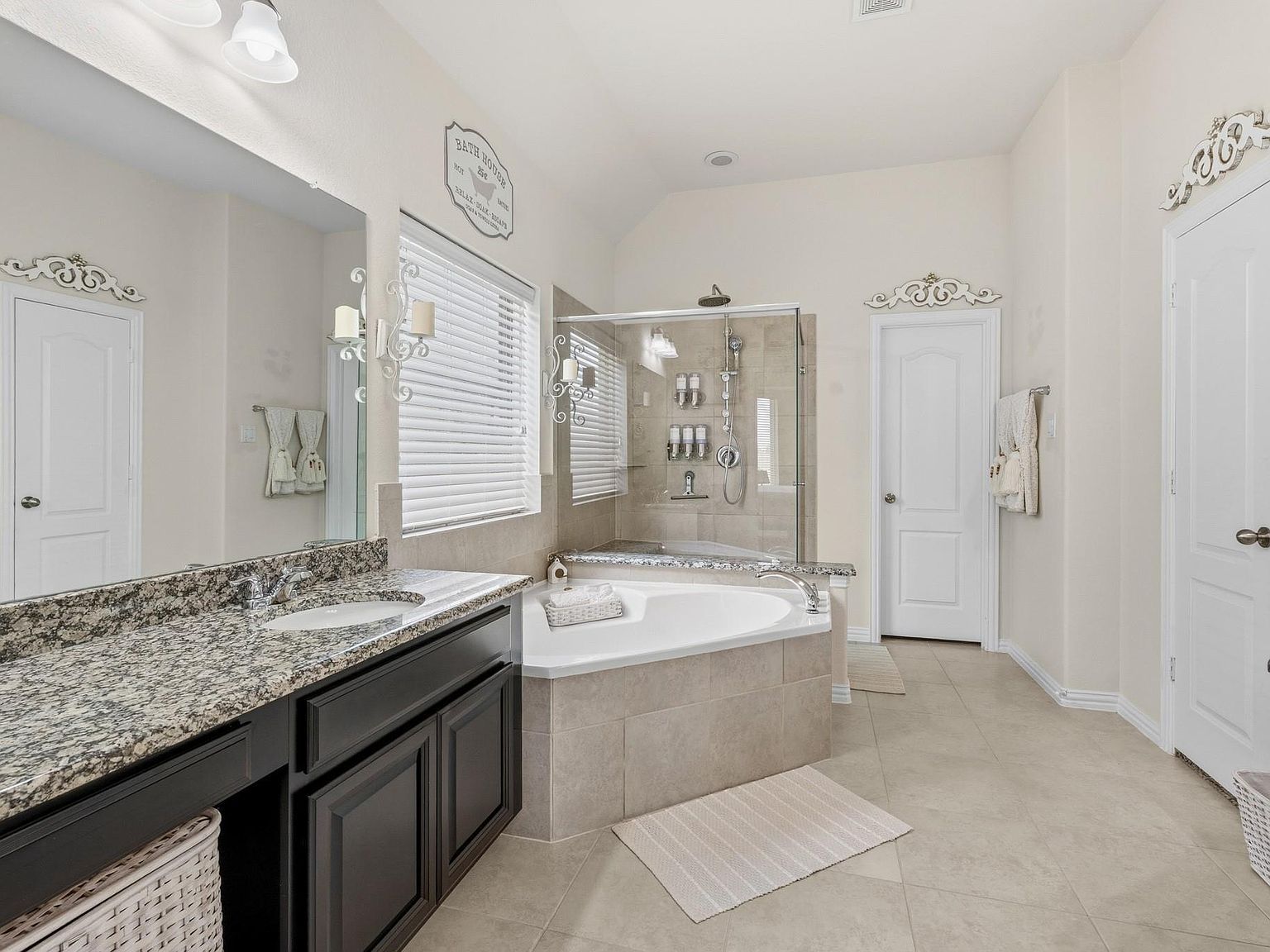 2710 Park Xing Pearland, TX 77581  | Single Family