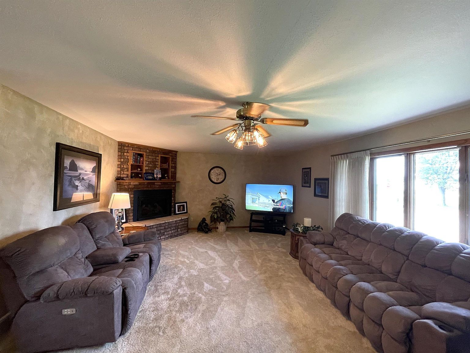 713 W 14th Ave Tyndall, SD 57066  | Single Family