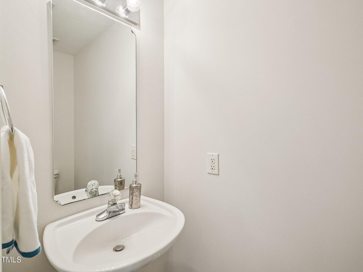 2228 Trailwood Valley Cir Raleigh, NC 27603  | New build