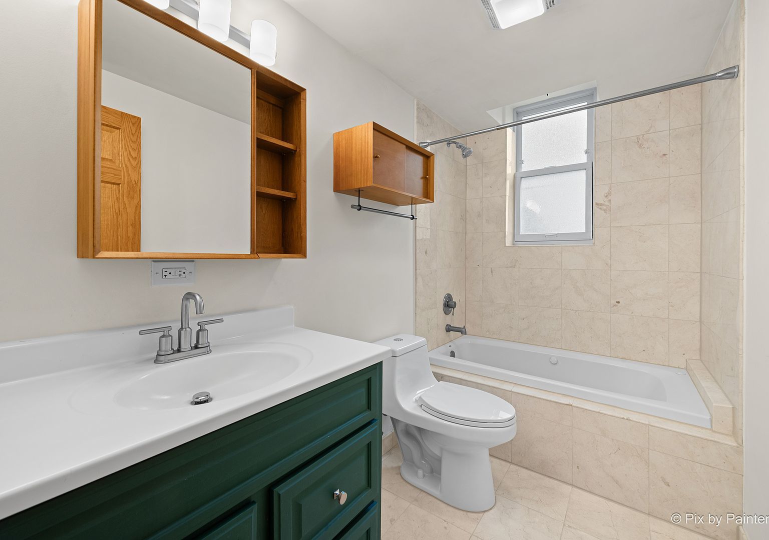 3538 W Ainslie St APT G Chicago, IL 60625 | Condominium