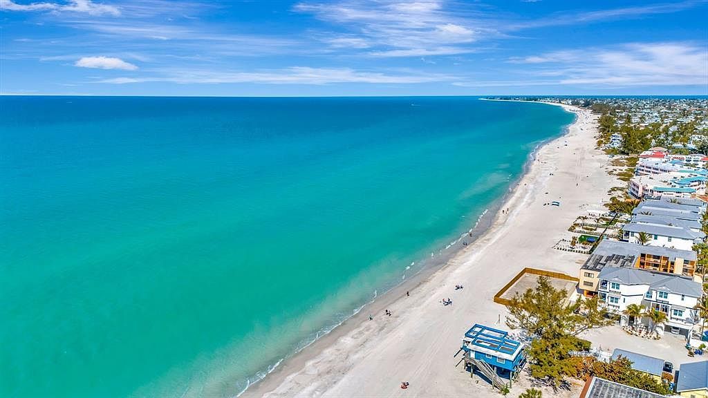 2409 Avenue B Bradenton Beach, FL 34217  | Single Family