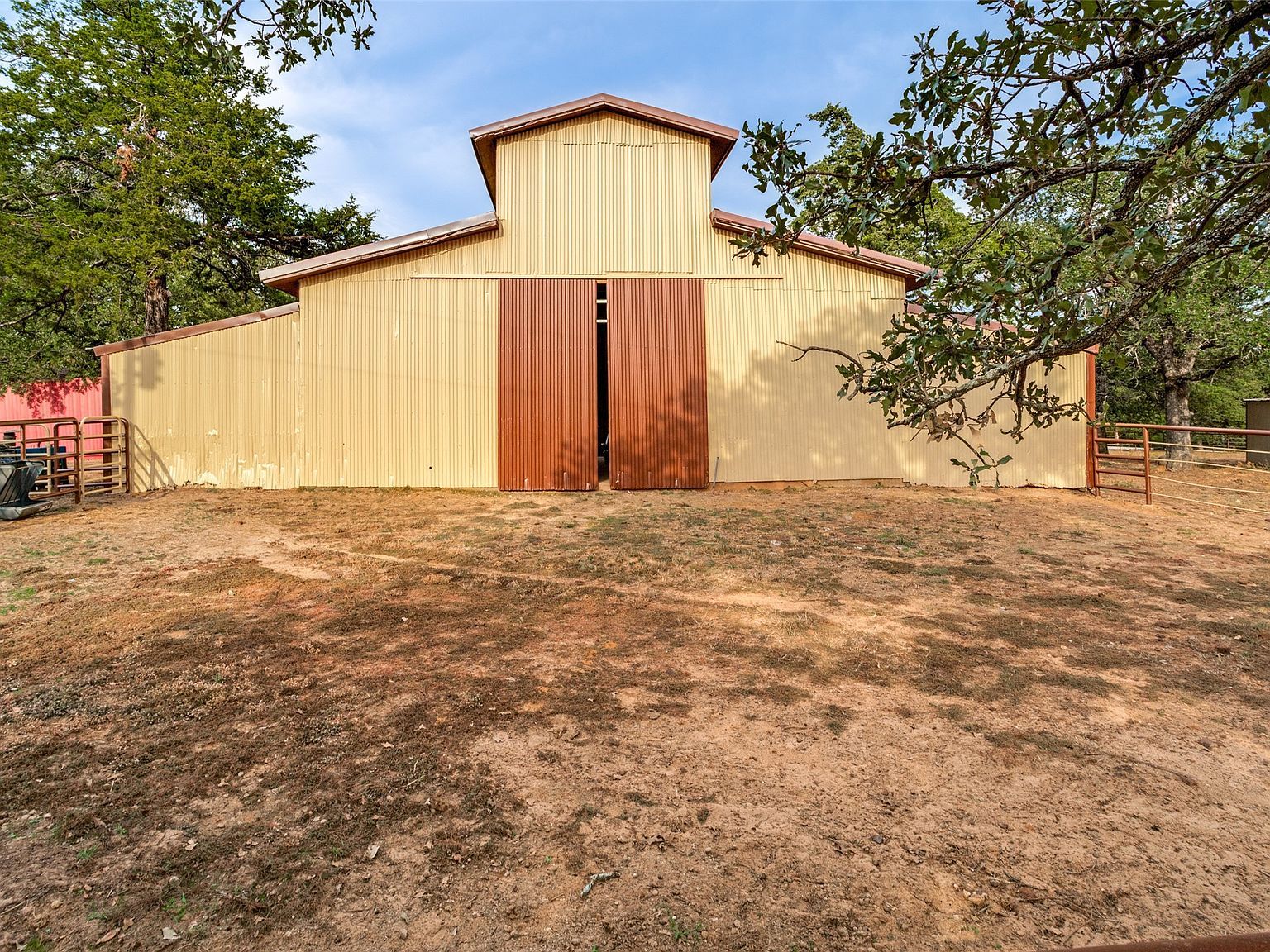 11349 S Fm 372 Valley View, TX 76272  | Single Family