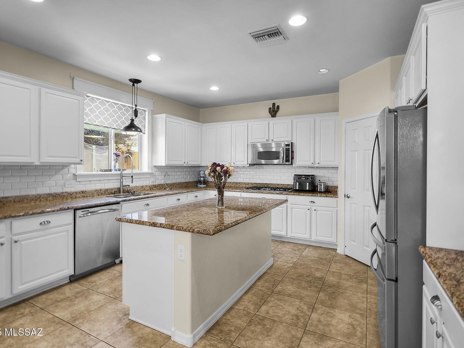 717 W Calle Canto Sereno Sahuarita, AZ 85629 | Single Family