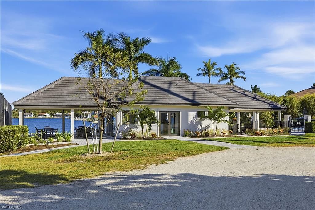 5090 Harborage Dr Fort Myers, FL 33908  | Land/Lot