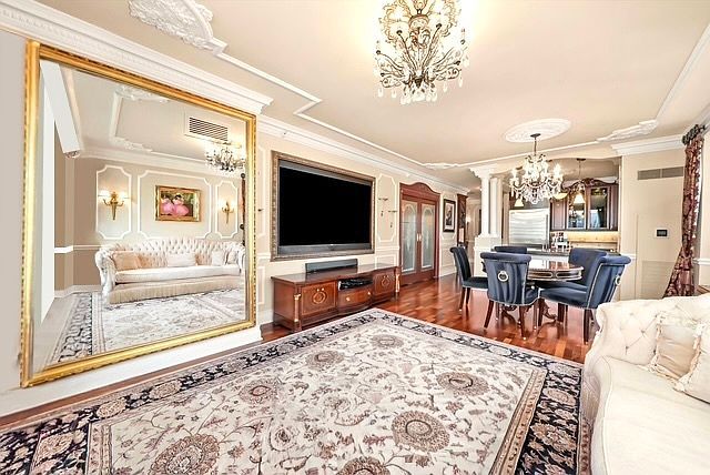 420 E Waterside Dr APT 2110 Chicago, IL 60601 | Condominium