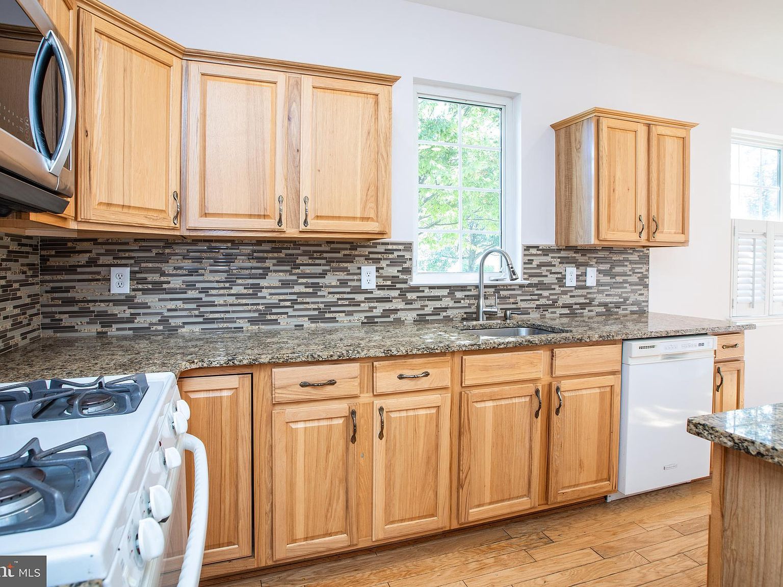 97 Hummingbird Dr Hamilton, NJ 08690 | Single Family