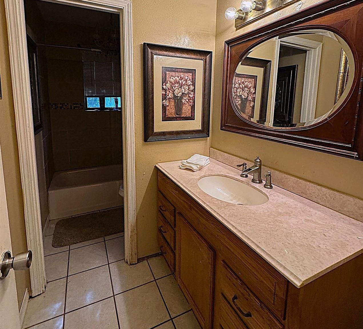 210 Man O War Cir, Cantonment, FL, 32533  | Single Family