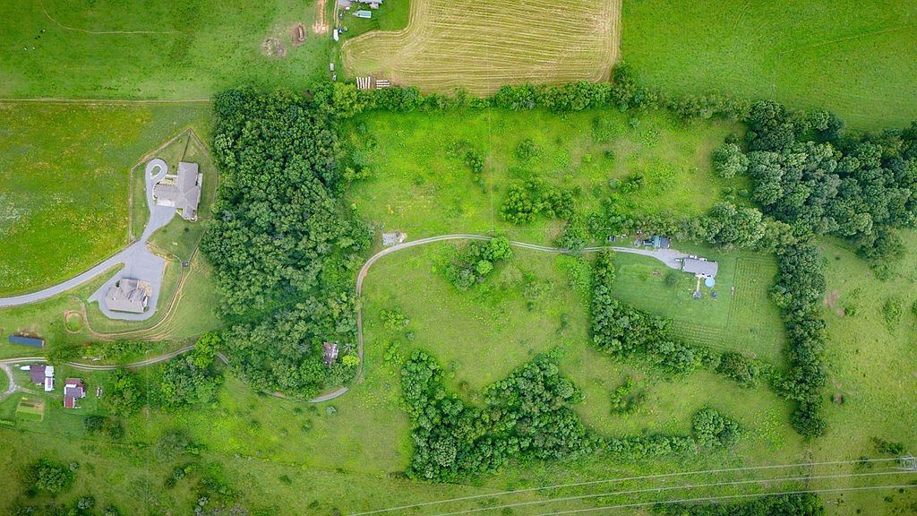 19271 Underwood Ln Abingdon, VA 24211  | Land/Lot