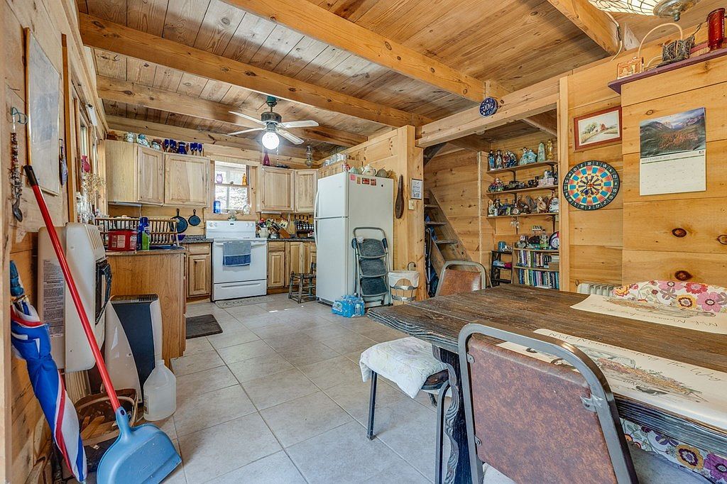 10158 River Mountain Rd Lebanon, VA 24266  | Single Family