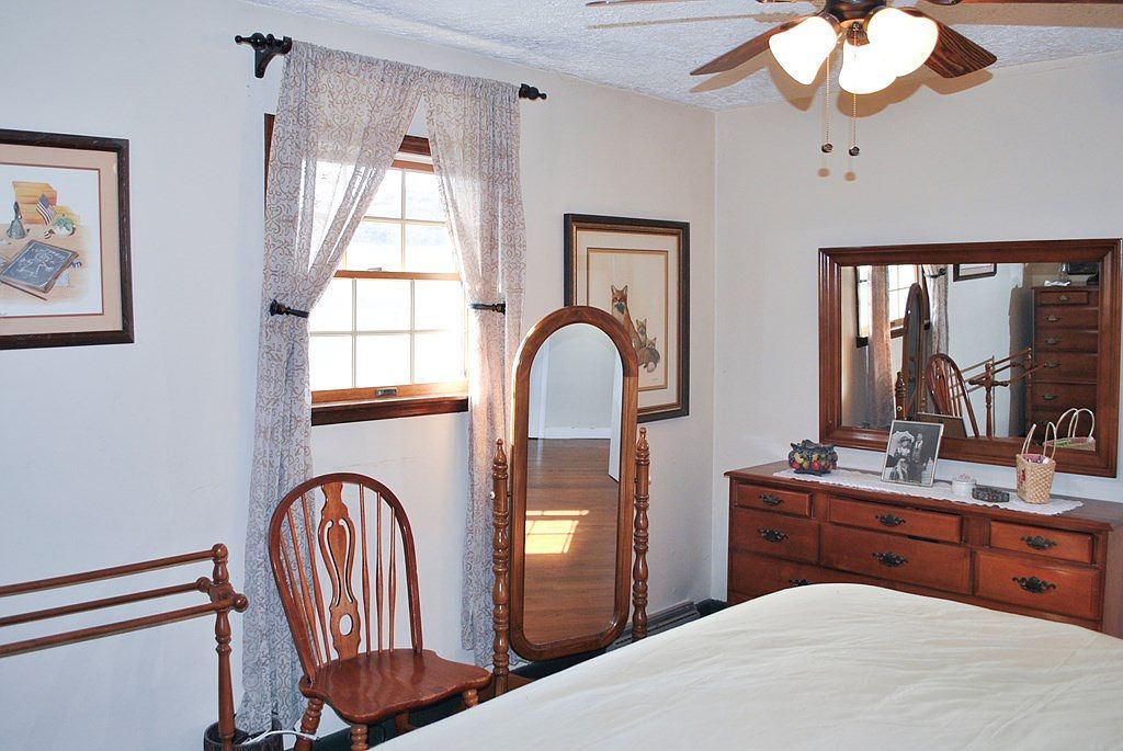 8857 Redbud Hwy Honaker, VA 24260 | Single Family