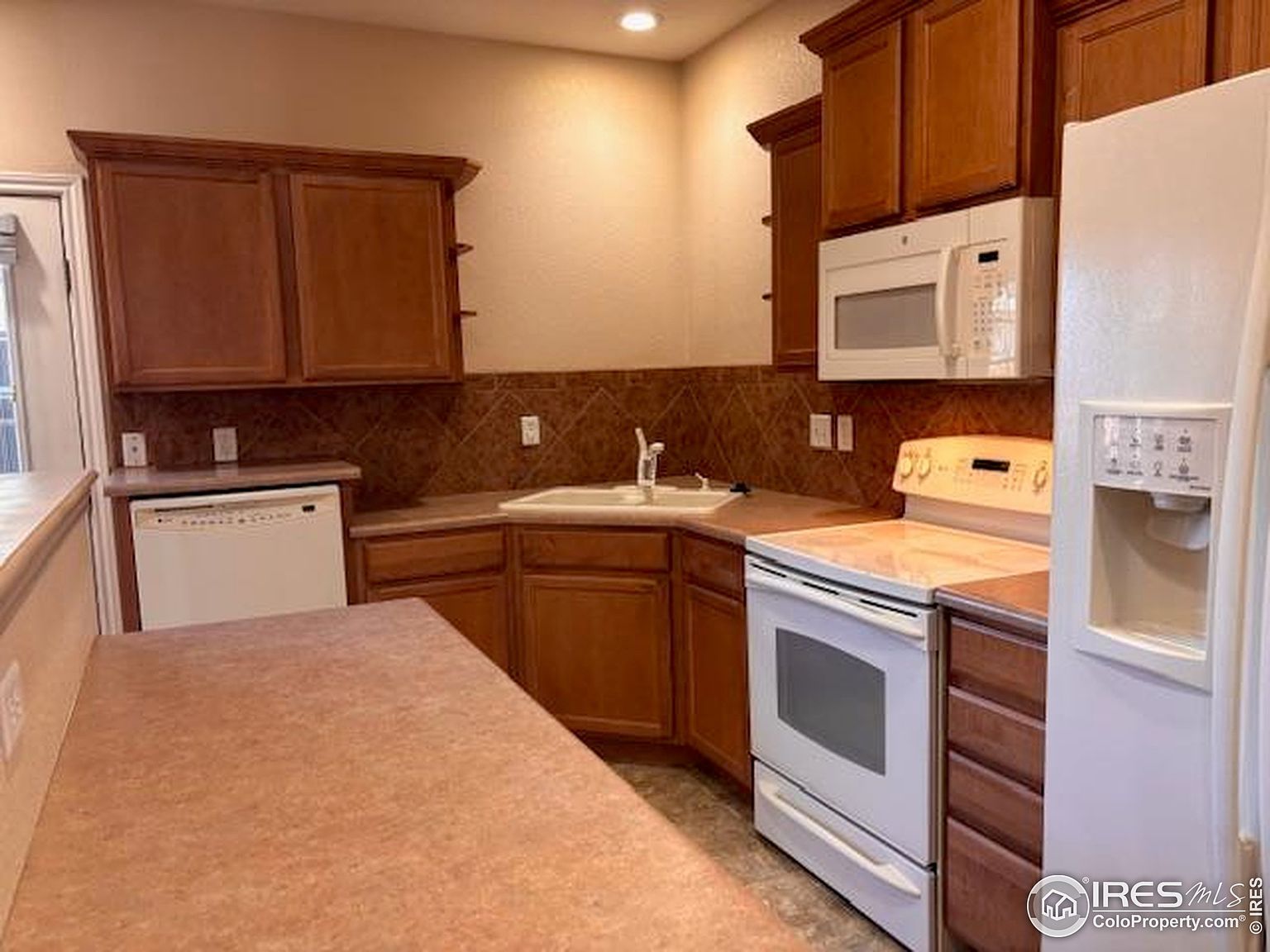 5551 29th St UNIT 614 Greeley, CO 80634 | Condominium