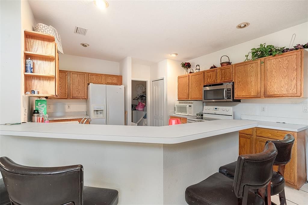 702 Cristelle Jean Dr Ruskin, FL 33570  | Single Family